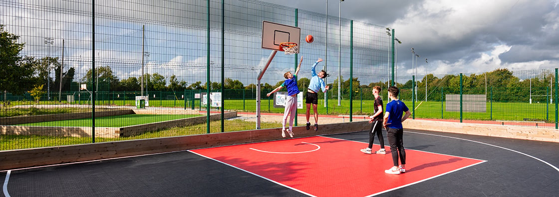 1-on-1 Basketball Court