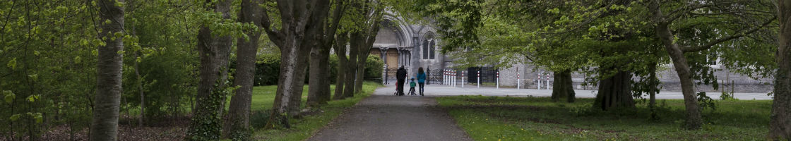 Communications - south campus walk - Maynooth University