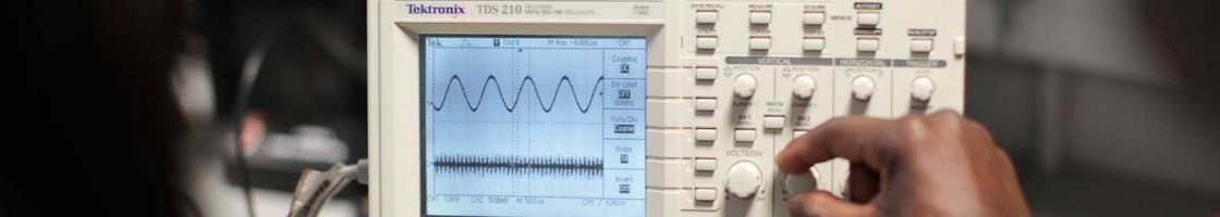 Electronic Engineering - Working with Equipment in the Lab - Maynooth University