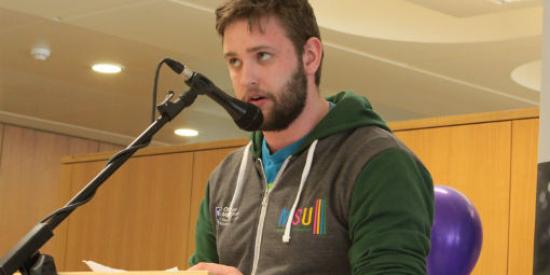 Aedraen Ó Dubhghaill, Oifigeach na Gaeilge Aontas na Mac Léinn