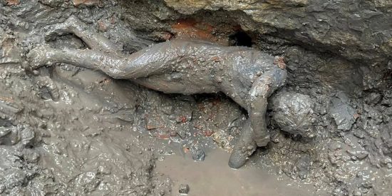 San Cascaiano dei Bagni, Italy Bronze statue discovery 08.11.22 (REUTERS image)