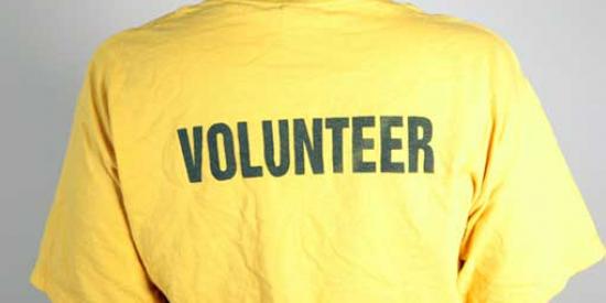 Volunteer tee-shirt - Maynooth University