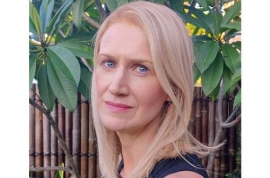 Claire Hamilton headshot